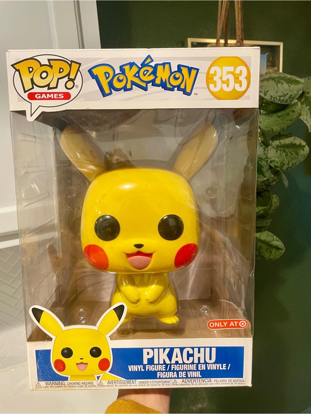Pokemon Funko POP 10" Vinyl Figures Pokemon Center Exclusive Pikachu #353